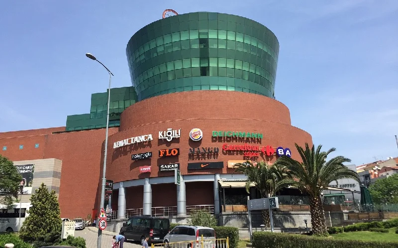 Olivium Outlet Center